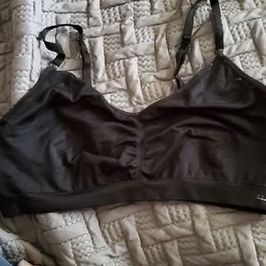 Newbalance black unlined sports bra ⚫ 🖤💣